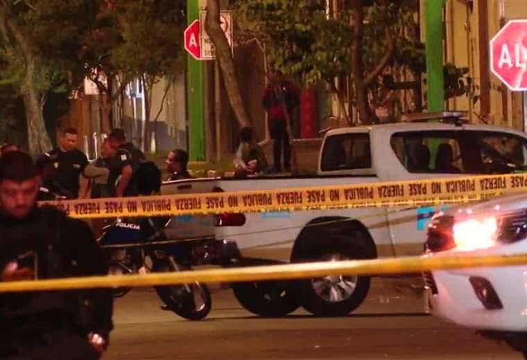Detienen a cuatro personas y decomisan múltiples armas tras ataque contra bar en San José