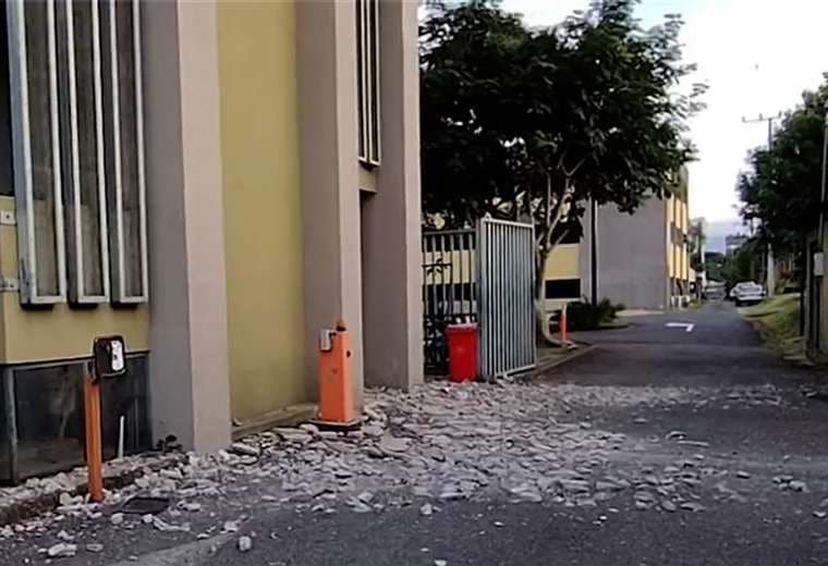 CNE declara alerta verde en el Poás por aumento de actividad sísmica y erupciones